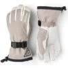 Hestra Powder Gauntlet - 5 Finger Skihandschuhe - Beige -Hestra-Shop hestra powder gauntlet 5 finger ski gloves beige 1 1554873
